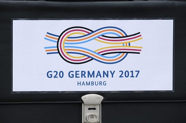 Эксперт: В Гамбурге может решиться судьба Донбасса без учета позиции Киева