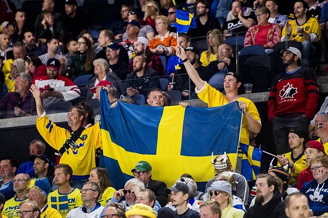 Шведские болельщики выпили все пиво в Нижнем Новгороде