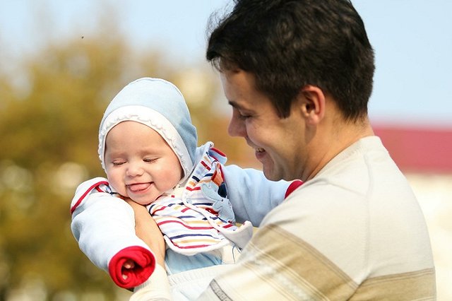 В России предложили ввести «отцовский капитал»