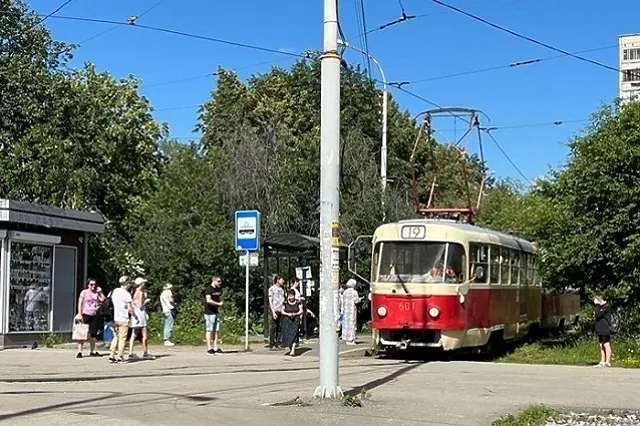 В Екатеринбурге четыре трамвая изменят свои маршруты из-за ремонта рельсов