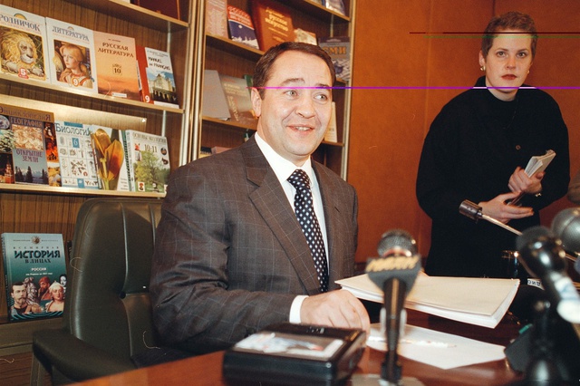 Глава «Газпром-медиа» Михаил Лесин покинул свой пост