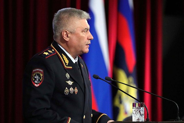 МВД и СК поспорили о причинах роста детских самоубийств в России