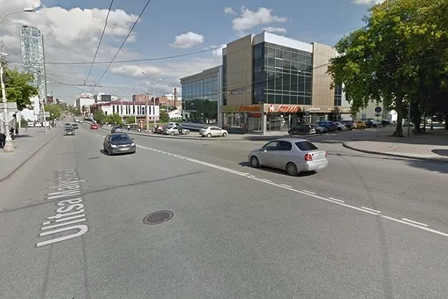 Администрация отказалась ставить светофор на Малышева-Добролюбова