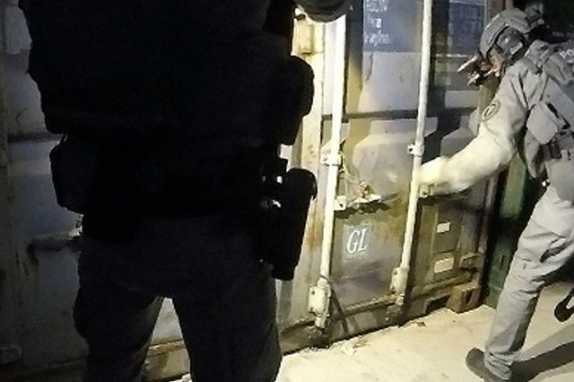 В Нидерландах полиция нашла камеры пыток, оборудованные в морских контейнерах