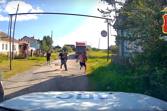 В свердловском селе мужчина попытался зарезать соседа из-за пропажи электричества