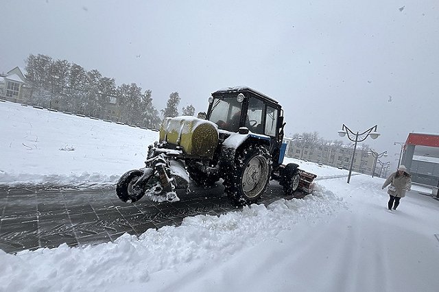 В Госдуме предложили возвращать деньги гражданам за ЖКУ при плохой уборке снега