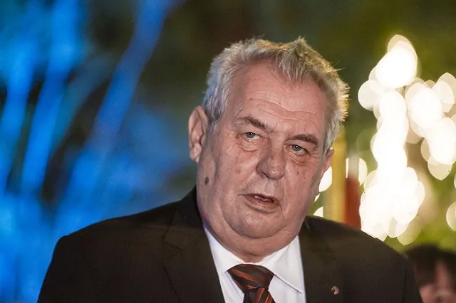 Президент Чехии подтвердил намерение посетить Россию 9 мая