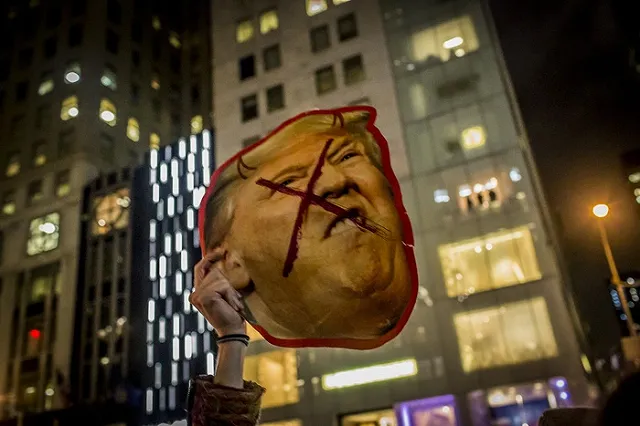 Сенаторы США призвали дать ответ России за «вмешательство в выборы»