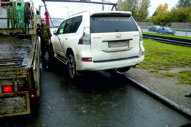 «Лексус» дороже: мужчина погасил долг в 6 миллионов ради машины