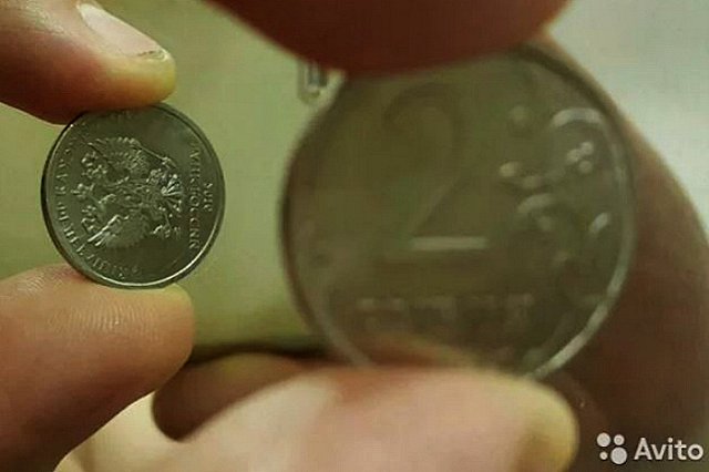 Петербуржец хочет получить миллиард за два рубля