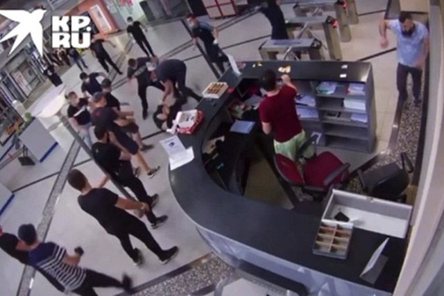 В Екатеринбурге арестовали участников разборок на ВИЗе и БЦ «Манхэттен»