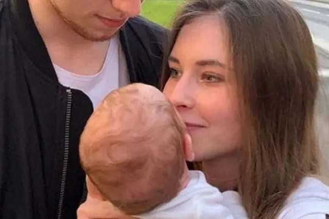 Осталась с маленьким ребёнком: мужа олимпийской чемпионки Юлии Липницкой мобилизовали