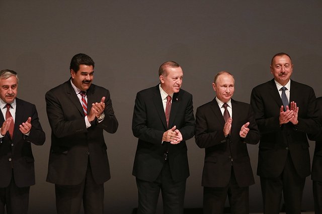 Европарламент выступил за приостановку переговоров о членстве Турции в ЕС