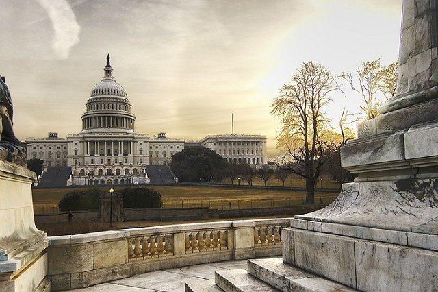 Четыре человека погибли в ходе протестов в Вашингтоне