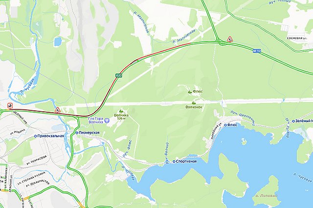 Пермский тракт встал в гигантскую пробку из-за ДТП