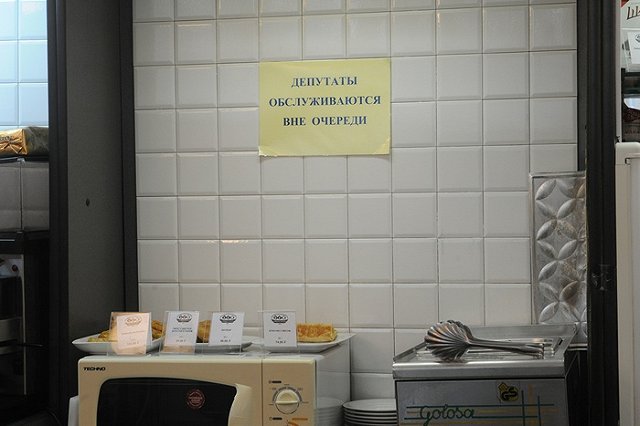 Проверка подтвердила факты нарушений в столовой, на которую пожаловались дети