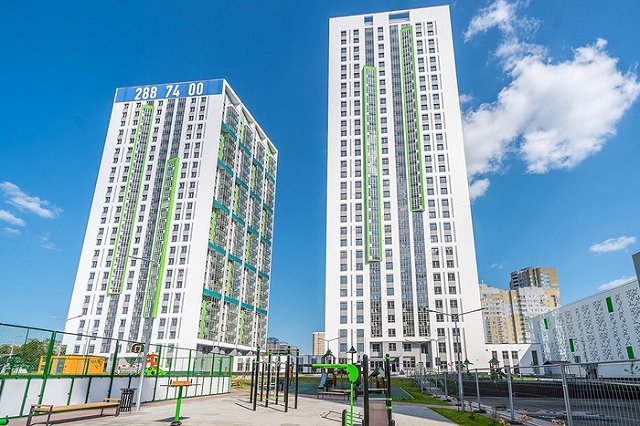 В Екатеринбурге жители дома устроили флешмоб против инвалида