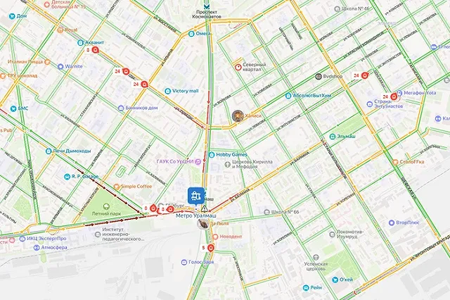 Уралмаш встал в пробку из-за сломавшихся светофоров