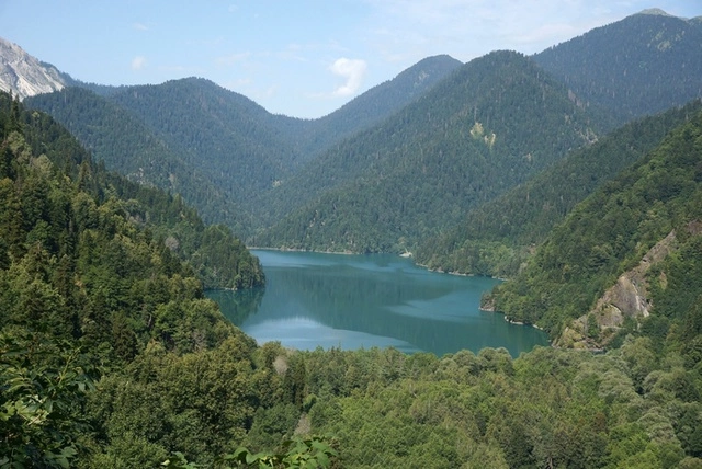 Тех, кто бывал в Абзахии, не пустят на автобус из Екатеринбурга в Грузию