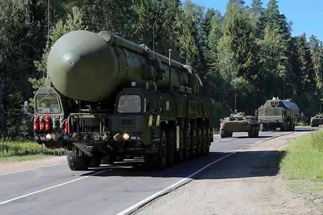 На Урале на полевые позиции вывели около 20 ракетных установок «Ярс»