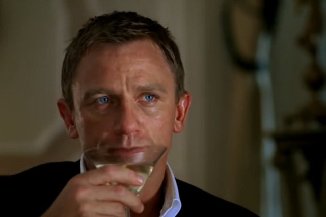 На Западе из-за «негров» отцензурируют книги о Джеймсе Бонде