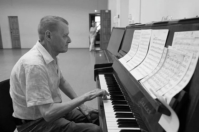 В Екатеринбурге скончался концертмейстер ЕГТИ