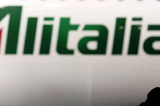 Итальянский пилот хотел разбить самолет с 200 пассажирами из-за ссоры с женой