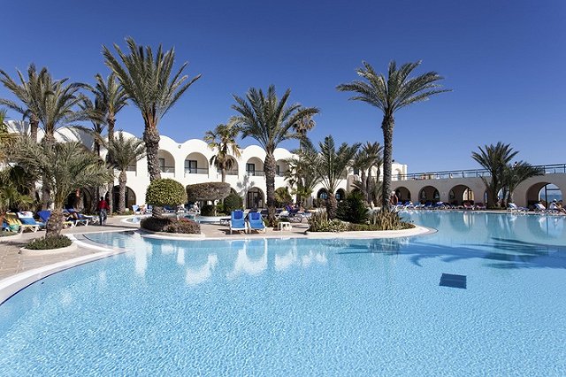 Первый запланированный чартер из Екатеринбурга вместо Турции полетит в Тунис