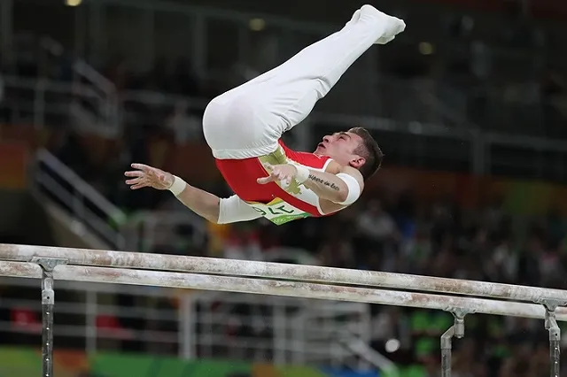 Гимнаст Белявский пополнил копилку сборной России бронзой