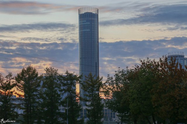 Несмотря на протесты, проект УГМК в центре города прошел публичные слушания