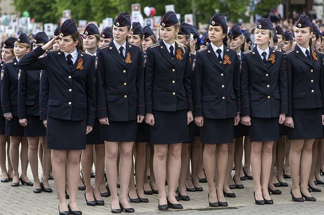 Три высокопоставленных офицера полиции изнасиловали женщину-дознавателя