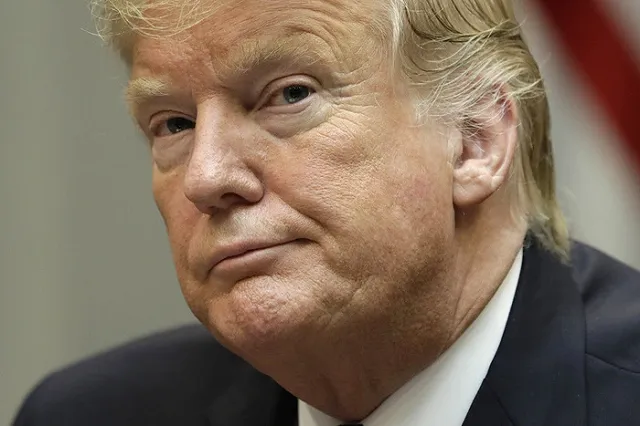 Трампа обвинили в злоупотреблении фотошопом