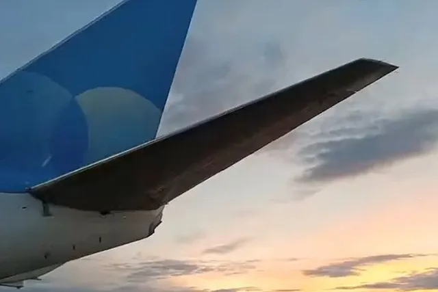 СМИ: С рейса, экстренно севшего в Уфе из-за подозрительного предмета, сняли пассажира