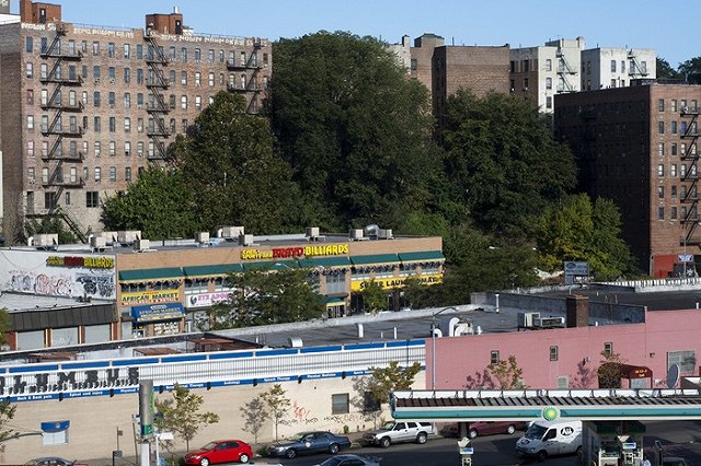 В результате пожара в Нью-Йорке погибло 12 человек