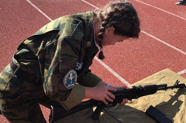 Соревнования детских военно-патриотических клубов прошли в Екатеринбурге