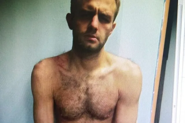 В Екатеринбурге наркоман похитил телевизор из квартиры, пока его хозяин менял окна