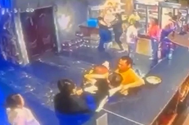 В екатеринбургском баре подрались китайцы