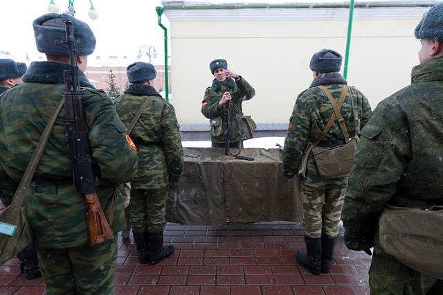 СМИ сообщили о массовой драке с поножовщиной в уральской воинской части