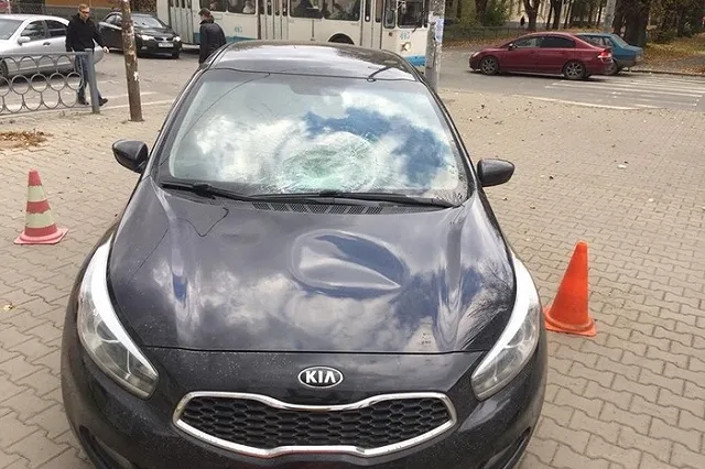 Пьяный водитель травмировал трёх пешеходов