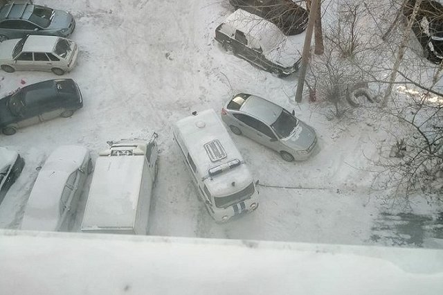 В Екатеринбурге в одной из квартир обнаружили тело бывшего работника ЧОПа