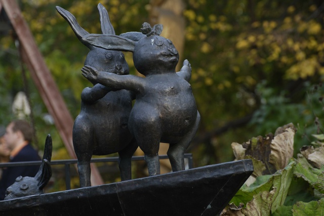 Два зайца вышли на променад в центре Челябинска