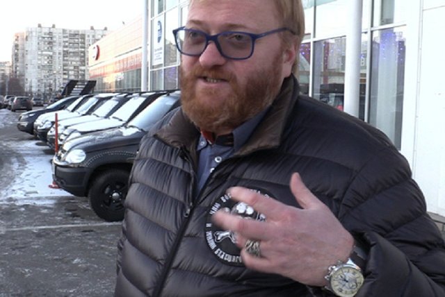 Часы Виталия Милонова оценили почти в полтора миллиона рублей