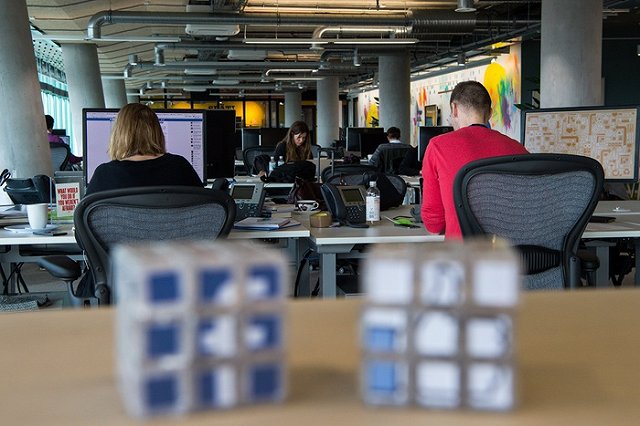 Голодец назвала «делом работодателя» запрет соцсетей в рабочее время