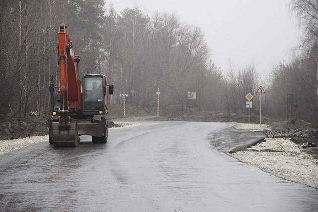 Путин поручил федеральному минтрансу найти деньги на завершение ЕКАД