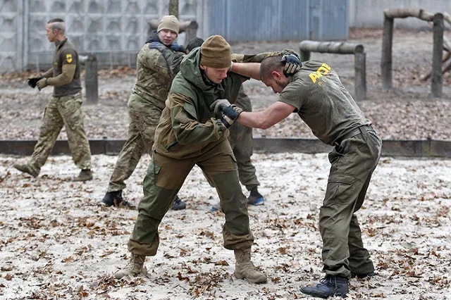 В Киеве пожаловались на умопомрачение бойцов АТО из-за российского ТВ