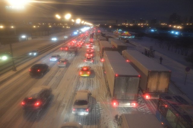 Baza: на МКАДе нашли ребенка с мешком на голове