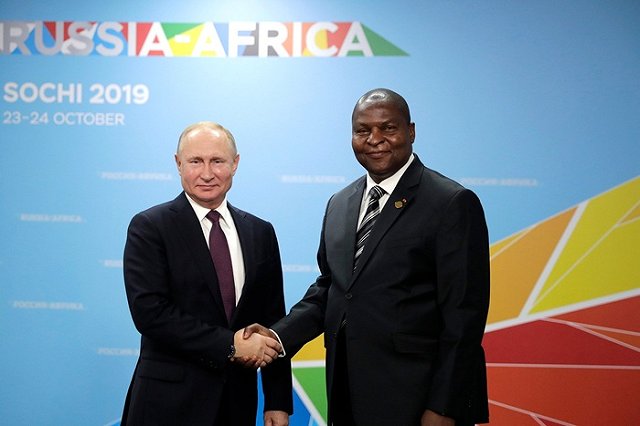 Президент ЦАР заявил о планах создания российской военной базы в своей стране