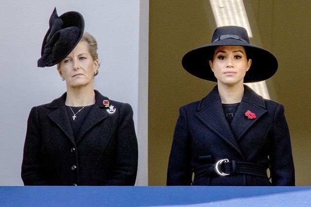 Меган Маркл отказалась слушать королеву на семейном совете