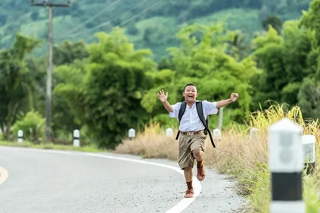В Екатеринбурге ребенок сломал позвоночник в школе