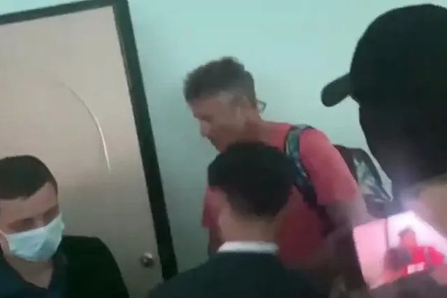 В квартире Ройзмана нашли визитки экс-главы СБУ, сообщил источник